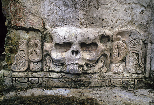 skull-carving-500